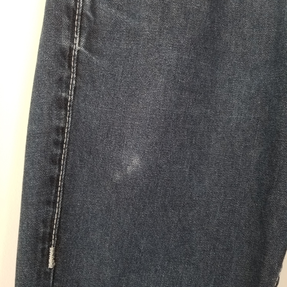 True Religion Skinny Jeans with Flap Size 29 Dark Wash - Picture 3 of 16